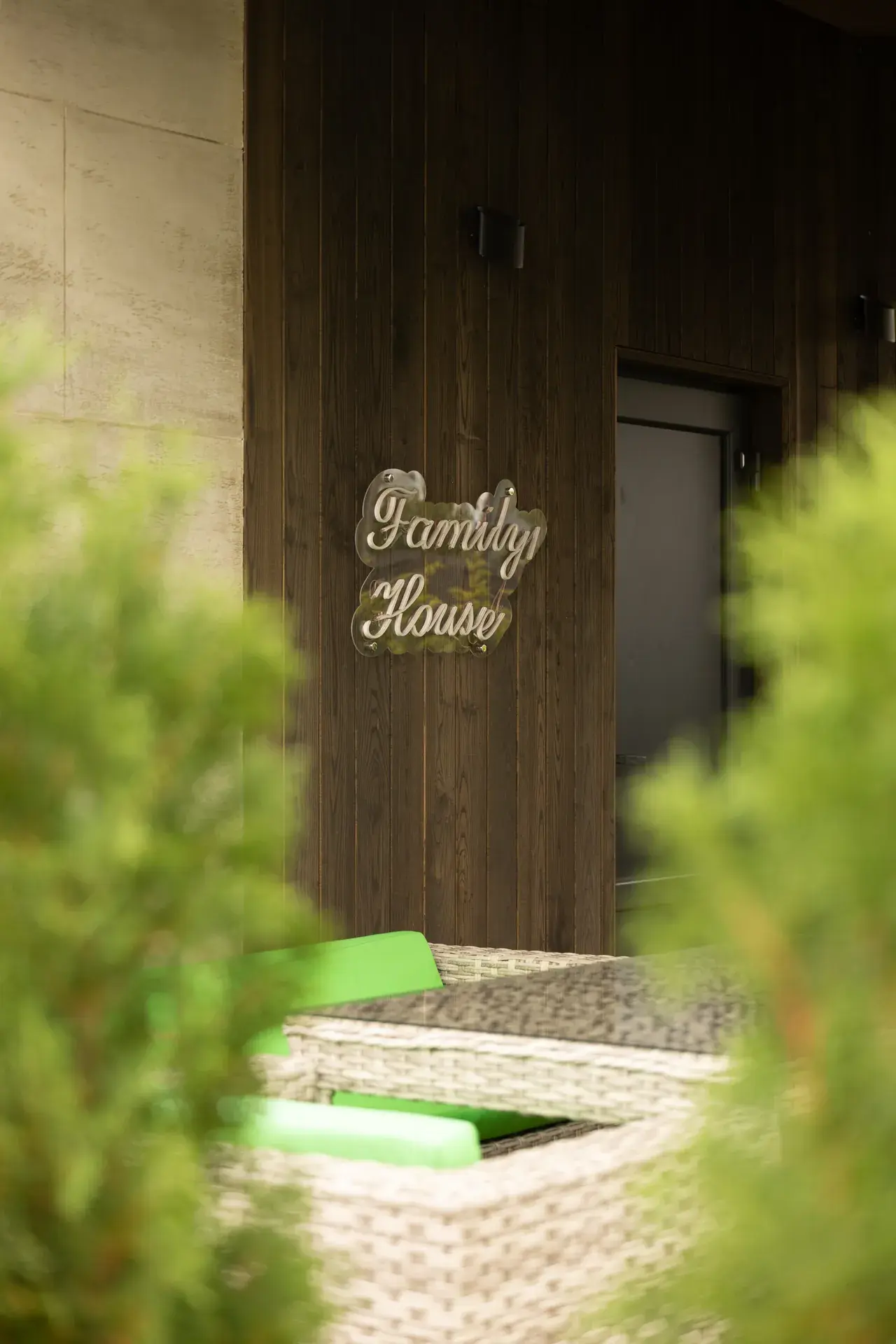 Котедж (до 6 гостей) — фото 1 з 14